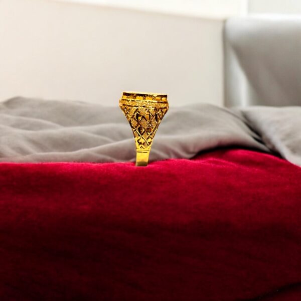Golden Triumph - Image 3
