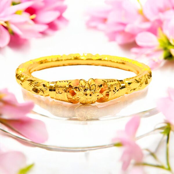 Timeless Twist Bangle - Image 2