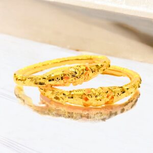 Timeless Twist Bangle