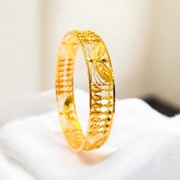 Whispering Willow Bangle - Image 3