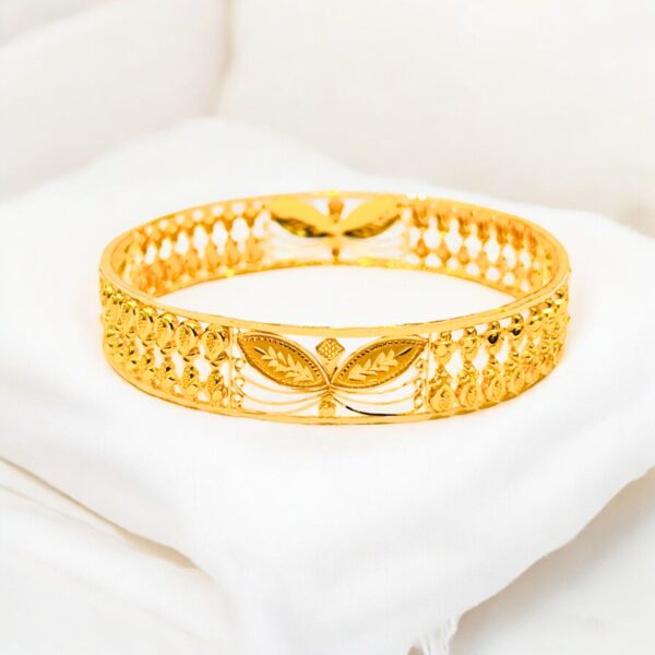 Whispering Willow Bangle - Image 2