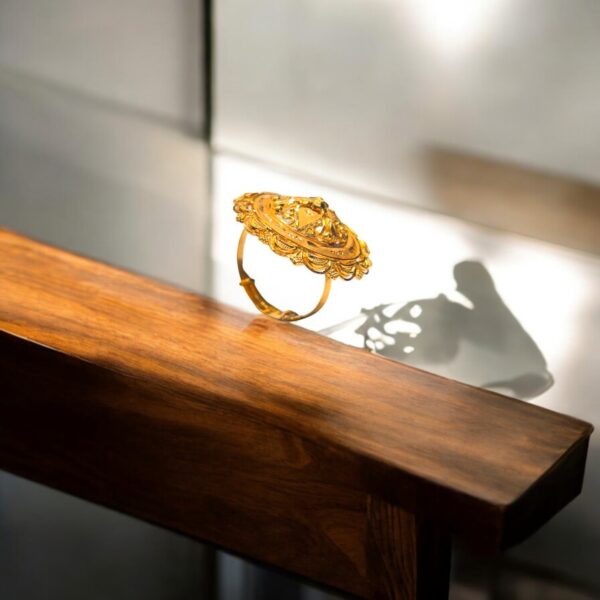 Gleaming Heart Ring - Image 3