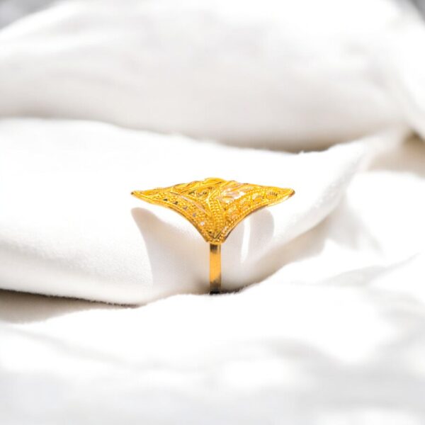 Royal Infinity Ring