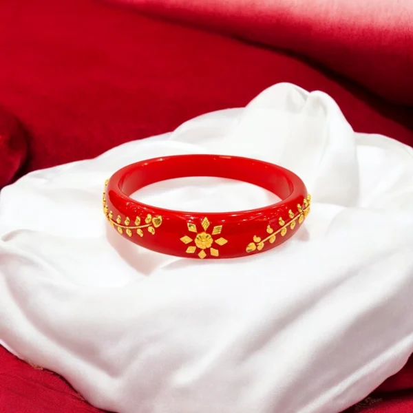 Elegant Gold Pola Bangle - Image 3
