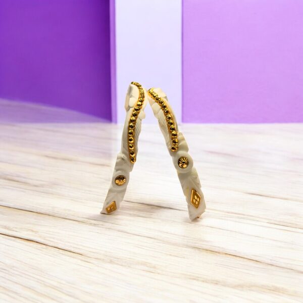 Gold Shaka Floral Bangle