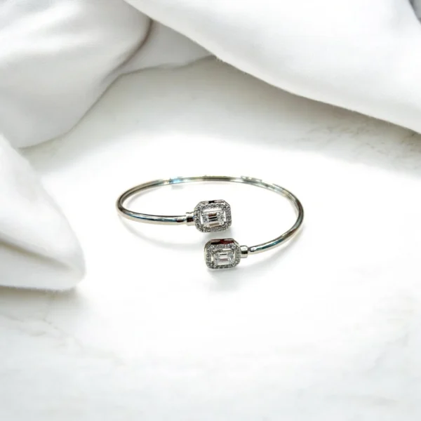 Silver Serenity - Image 3