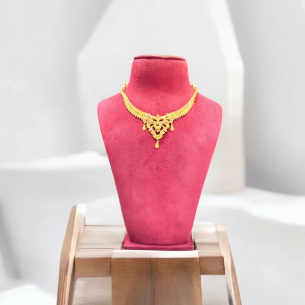 Royal Bloom Necklace - Image 2