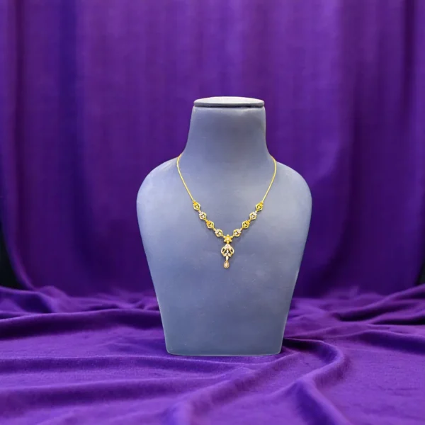 Royal Bloom Necklace - Image 2