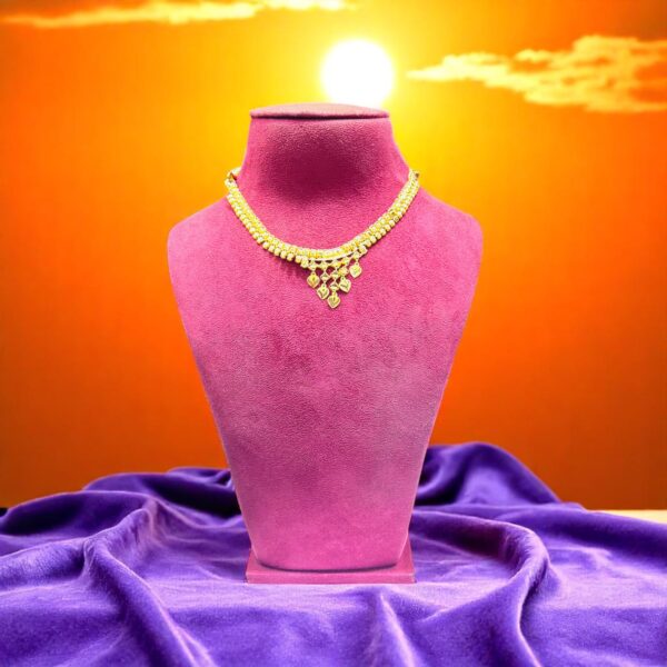 Dewdrop Chain Gold Necklace - Image 3