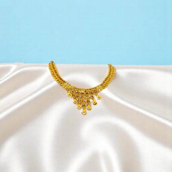 Bold Link Short Gold Necklace - Image 2