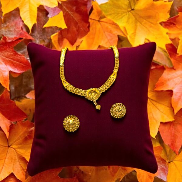 Sunbeam Radiance Gold Necklace