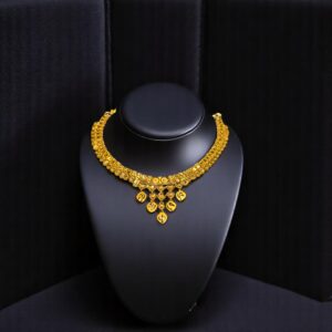 Minimal Curve Gold Necklace