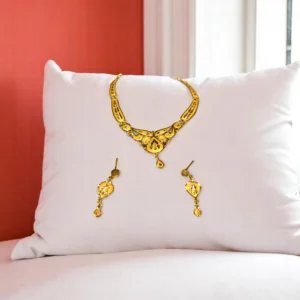 Golden Mesh Short Necklace