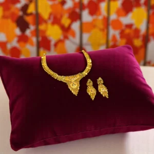 Golden Vibe Bar Necklace