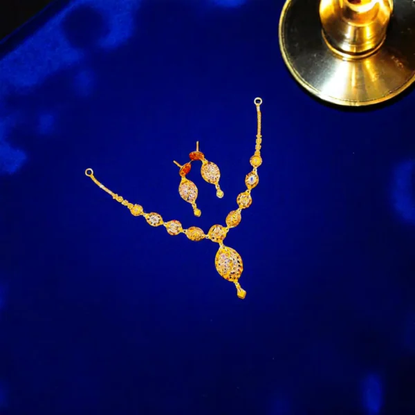 Moonlit Sultanate 22KT Necklace - Image 4