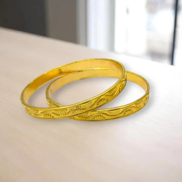 Hammered Circle Gold Cover Bronze Bangles